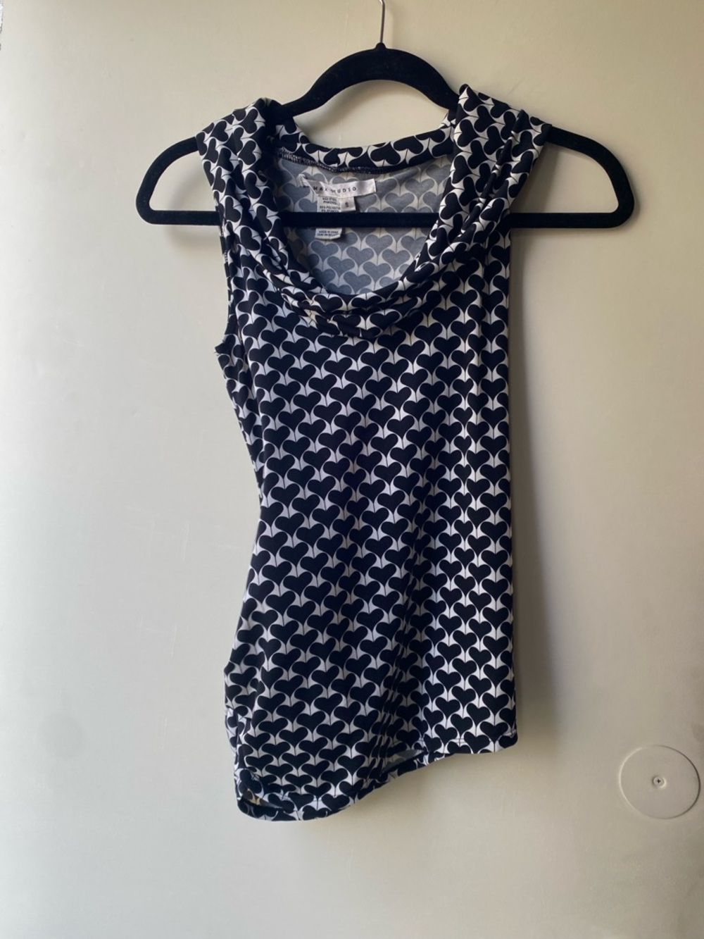 Black Hearts 🖤 Max Studio 🖤 Asymmetrical Cowl Neck Sleeveless Jersey Blouse S